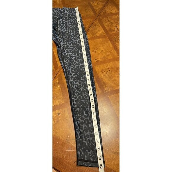 Zyia Active Stone Leopard Scrunch Butt Tight Leggings Size 0 High Rise Workout - Picture 8 of 8